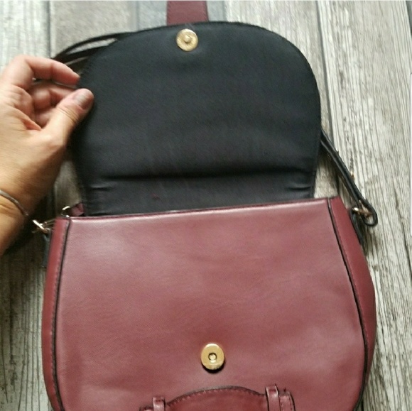 3/$20 or 2/$15 - Picture 2 of 7